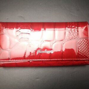 Fuerdanni Ladies Bright & Glossy Red Crocodile Print Faux Leather Wallet